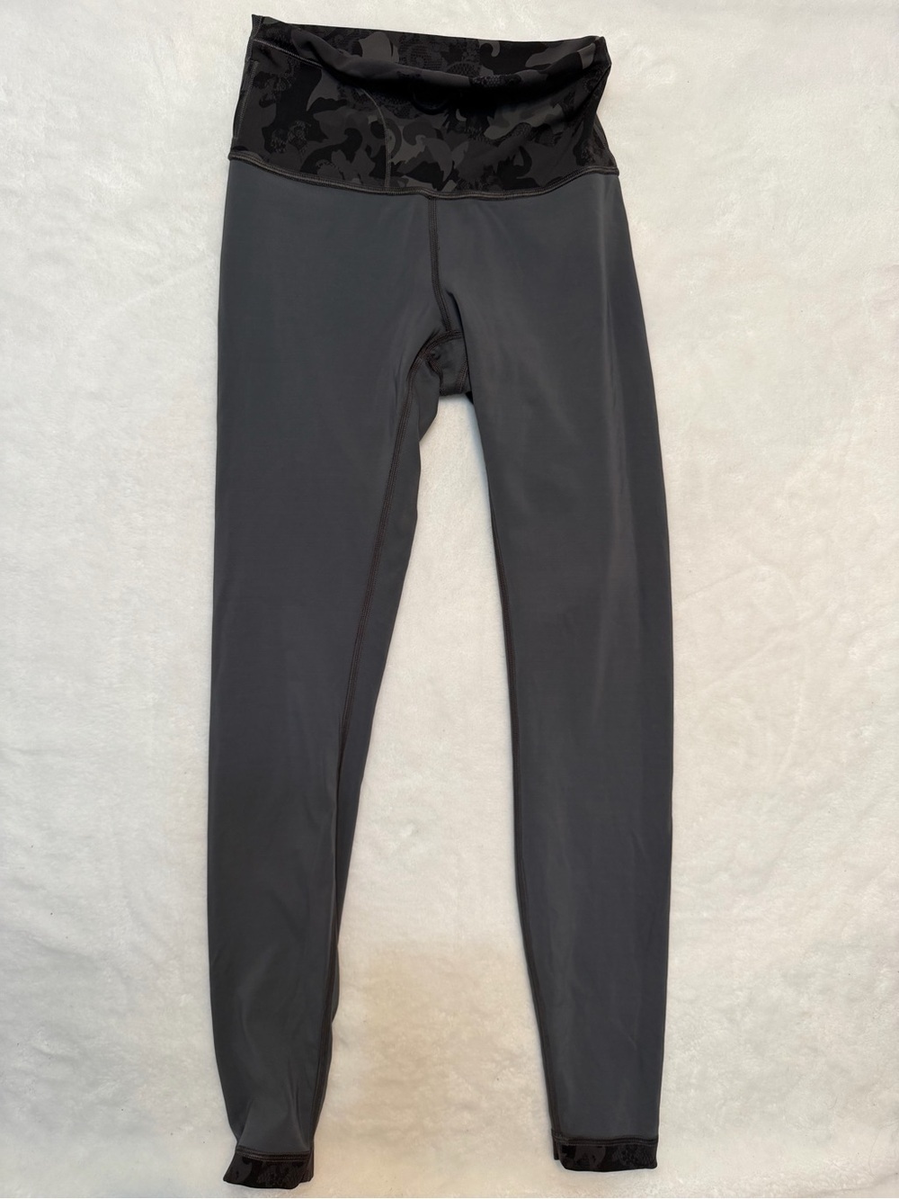 Lululemon Wunder Under High-Rise Tight 28" *Lace Camo - Size 6 - Picture 11 of 13